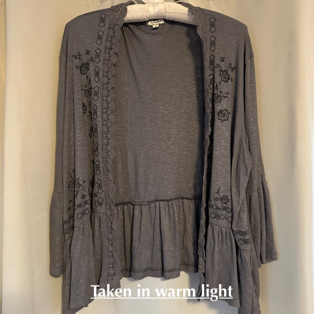 Eyeshadow Open Front Cardigan • Bell Sleeves • Grey w/ Black Floral Embroidery - Picture 2 of 14